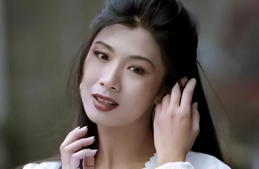 香港女明星三级_吴家丽三级片影后_吴家丽金马奖作品
