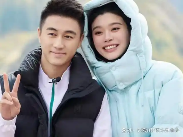 明星情侣甜蜜互动_娱乐圈文情侣节目_娱乐圈真情侣官宣文案